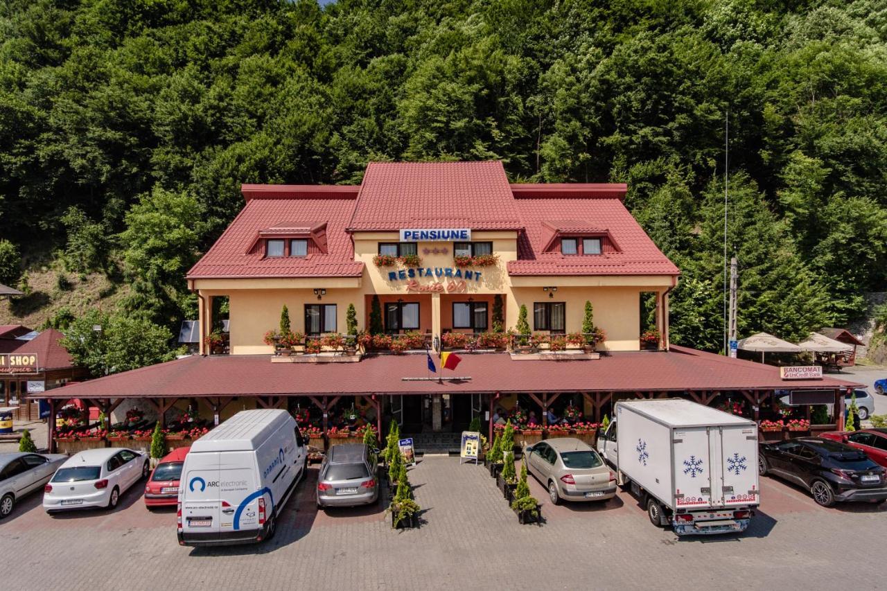 Pensiune Restaurant Route60 Ciucea Exteriér fotografie