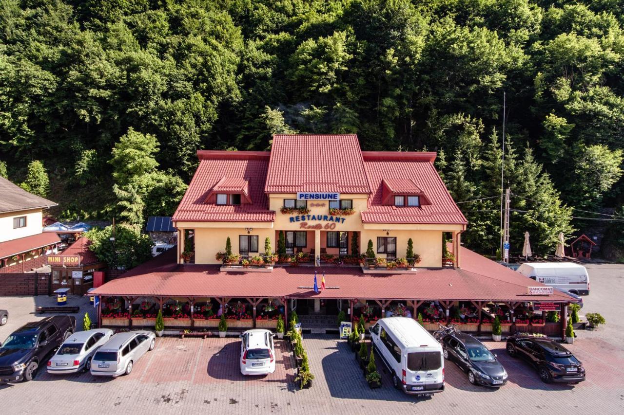 Pensiune Restaurant Route60 Ciucea Exteriér fotografie
